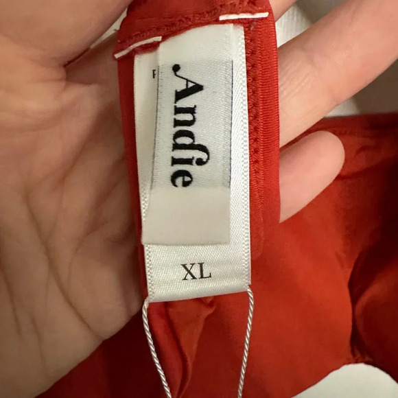 Andie The Bora Bora Swim Top Chili Pepper Red Women's Size XL Convertible Bikini - Picture 3 of 5